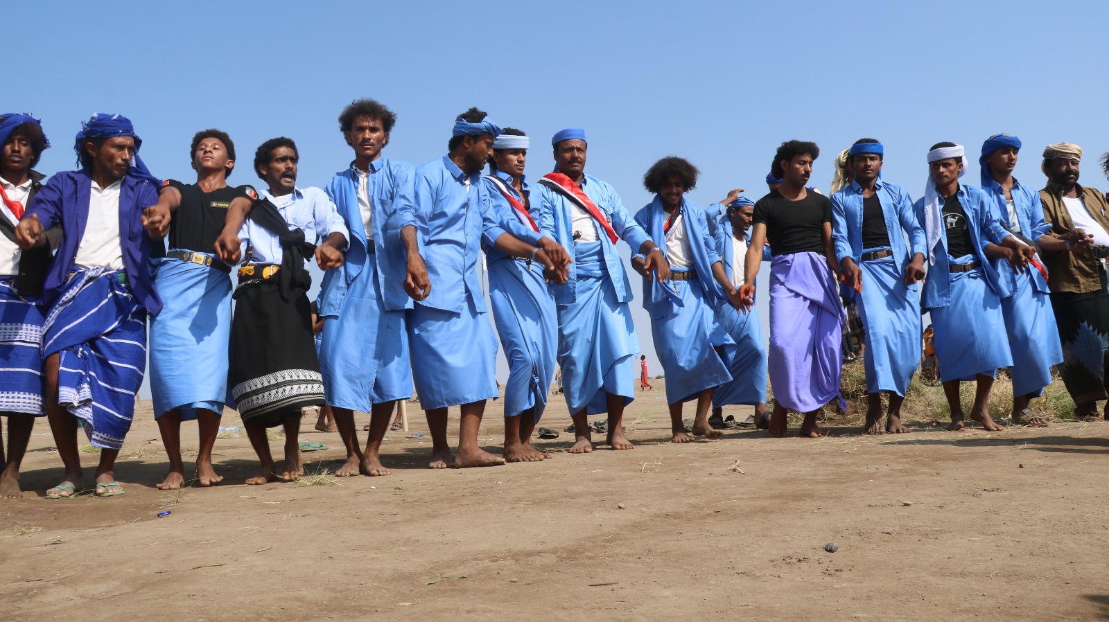 رقصات تهامة الشعبية: ذاكرة الأرض وروح الإنسان التهامي